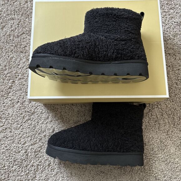 Michael Kors Winnie Bootie Faux Curly Shearing Boot $175 New In Box Women Size 8 - Picture 4 of 6
